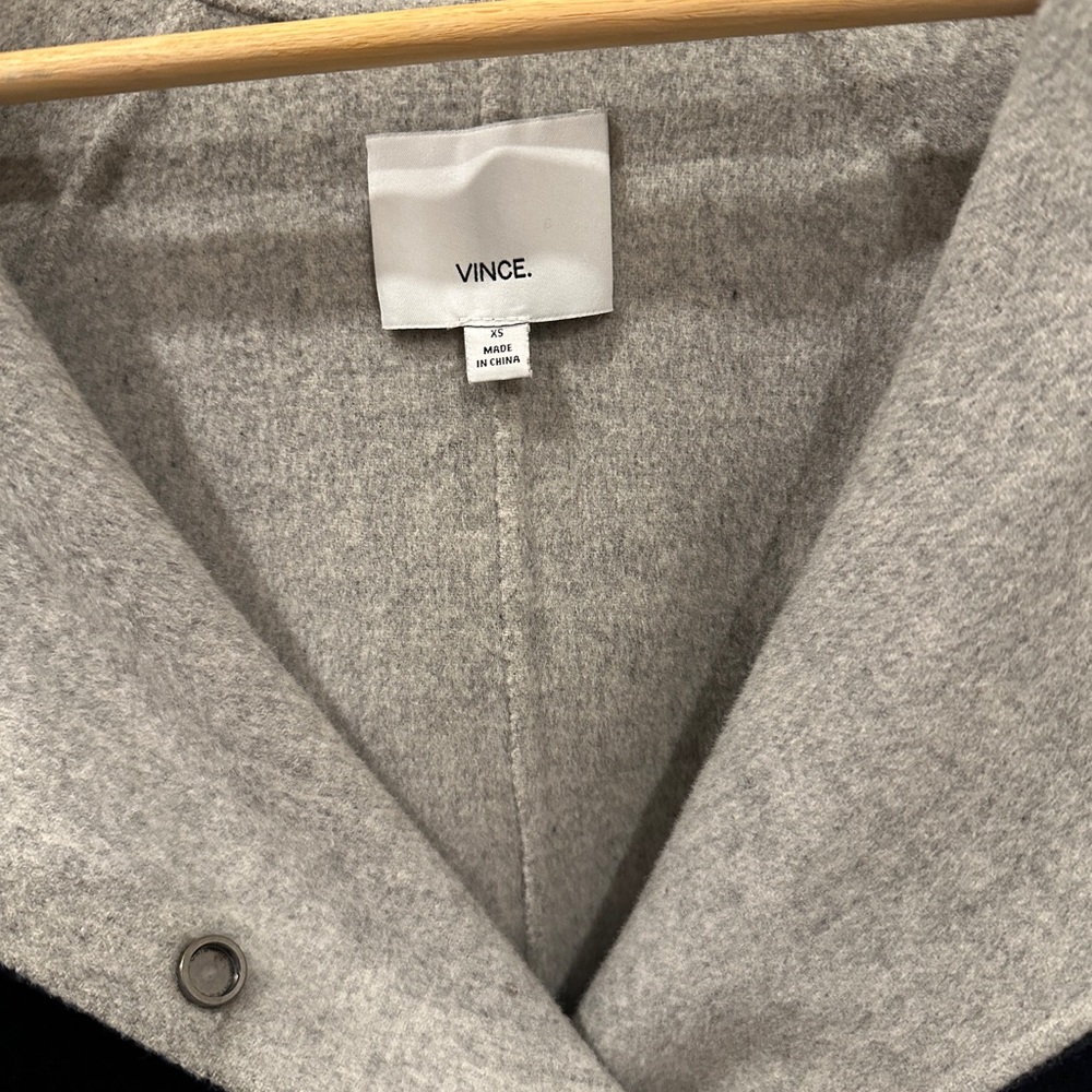 VINCE double face hooded wool coat - Picture 6 of 10